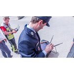 Spendenpaket im Wert von 23.000 EUR übergeben | © MAHA