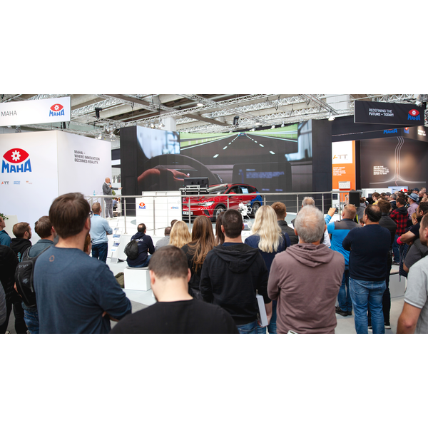 MAHA 360Grad-Eventbühne | © MAHA Maschinenbau Haldenwang GmbH & Co. KG